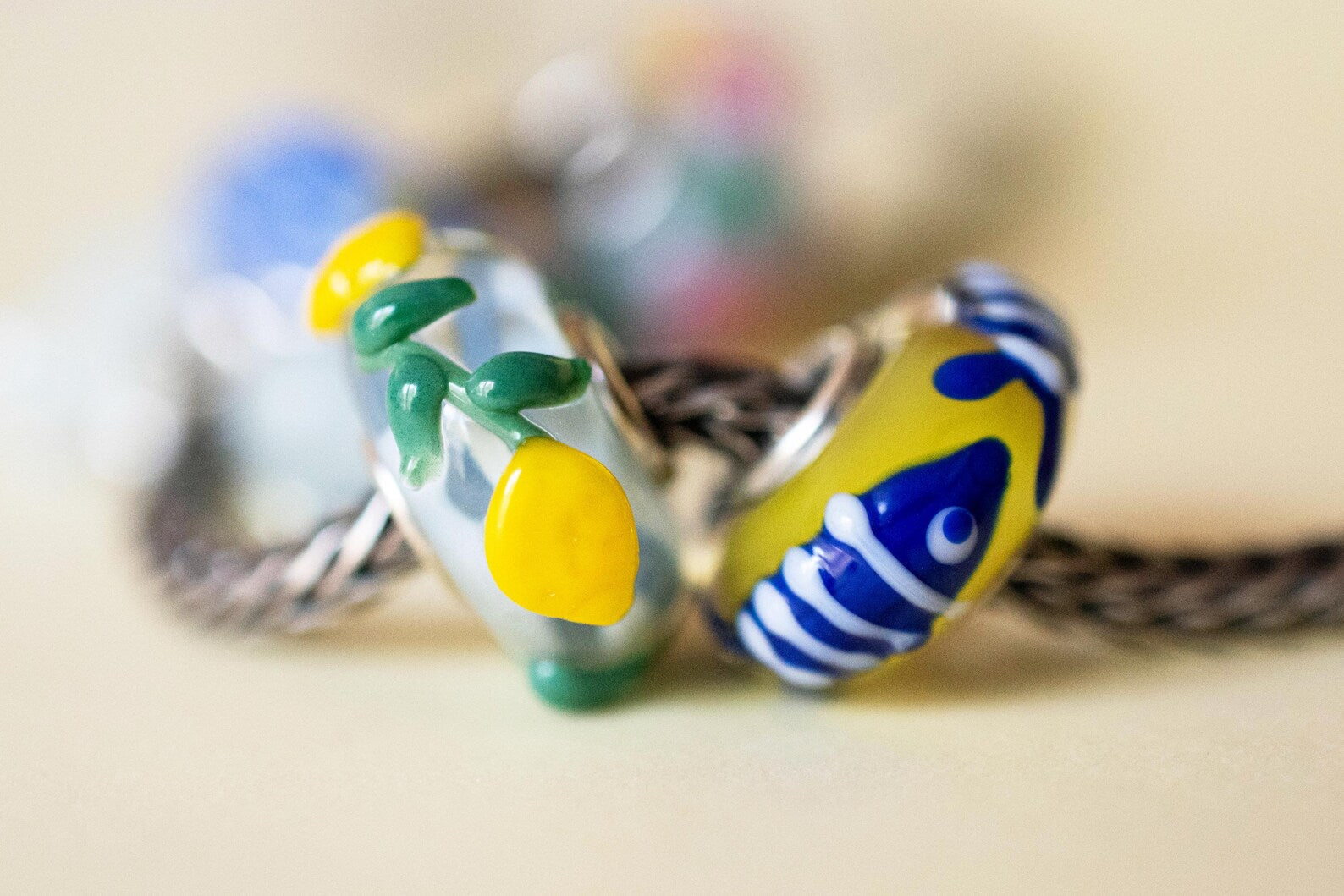 Kamane Glass