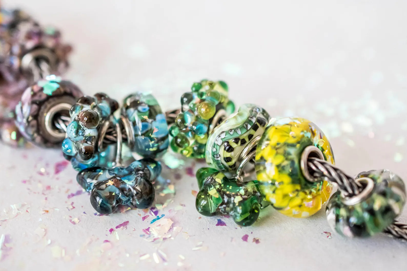 Kamane Glass
