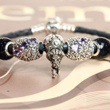 Load image into Gallery viewer, Atlas