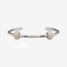 Load image into Gallery viewer, Round Solid Mother-of-Pearl Stopper Charms