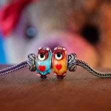 Load image into Gallery viewer, Honey Bear Hug