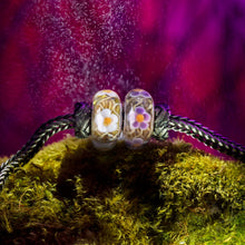 Load image into Gallery viewer, The Gift of Daisy