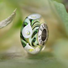 Load image into Gallery viewer, Forever Lilies-Peace