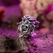 Load image into Gallery viewer, Rose Majesty