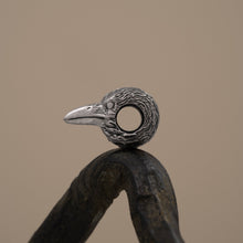 Load image into Gallery viewer, Three-eyed raven