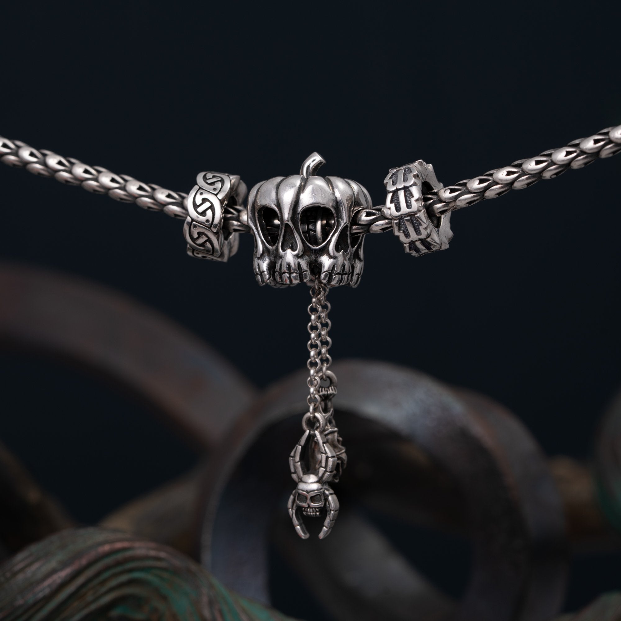 Bead with pendants "Pumpkin head"