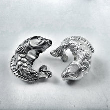 Load image into Gallery viewer, Double Bead Dancing fishes ruthenium