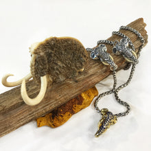 Load image into Gallery viewer, Indian Elephant with tusks and black diamonds