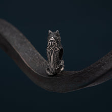 Load image into Gallery viewer, Celtic Wolf