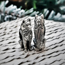 Load image into Gallery viewer, Celtic Wolf