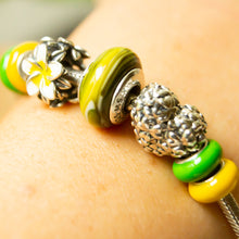 Load image into Gallery viewer, Autumn Morning Murano Glass Bead