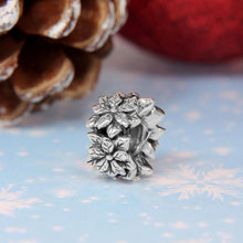 Load image into Gallery viewer, Christmas Flower Spacer Bead
