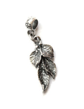 Load image into Gallery viewer, Dangle Leaf fall