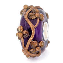 Load image into Gallery viewer, Darkberry Golddust Flowertwig