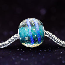 Load image into Gallery viewer, Emerald Ring Galaxy World Fractal