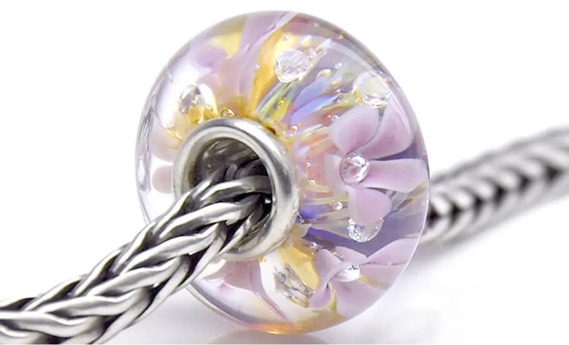 Five Flowers And Seven Crystals