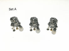 Load image into Gallery viewer, Oriental Lion - Labradorite + 14K gold medal