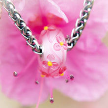 Load image into Gallery viewer, Sakura Flowertwig Frost