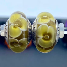 Load image into Gallery viewer, Caramel Blossom