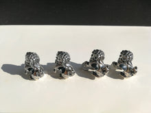 Load image into Gallery viewer, Oriental Lion - Labradorite