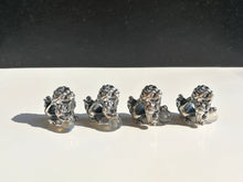 Load image into Gallery viewer, Oriental Lion - Labradorite