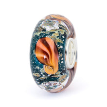 Load image into Gallery viewer, Ocean Seashell Shimmering
