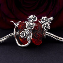 Load image into Gallery viewer, Rose Skull Flowerhugs