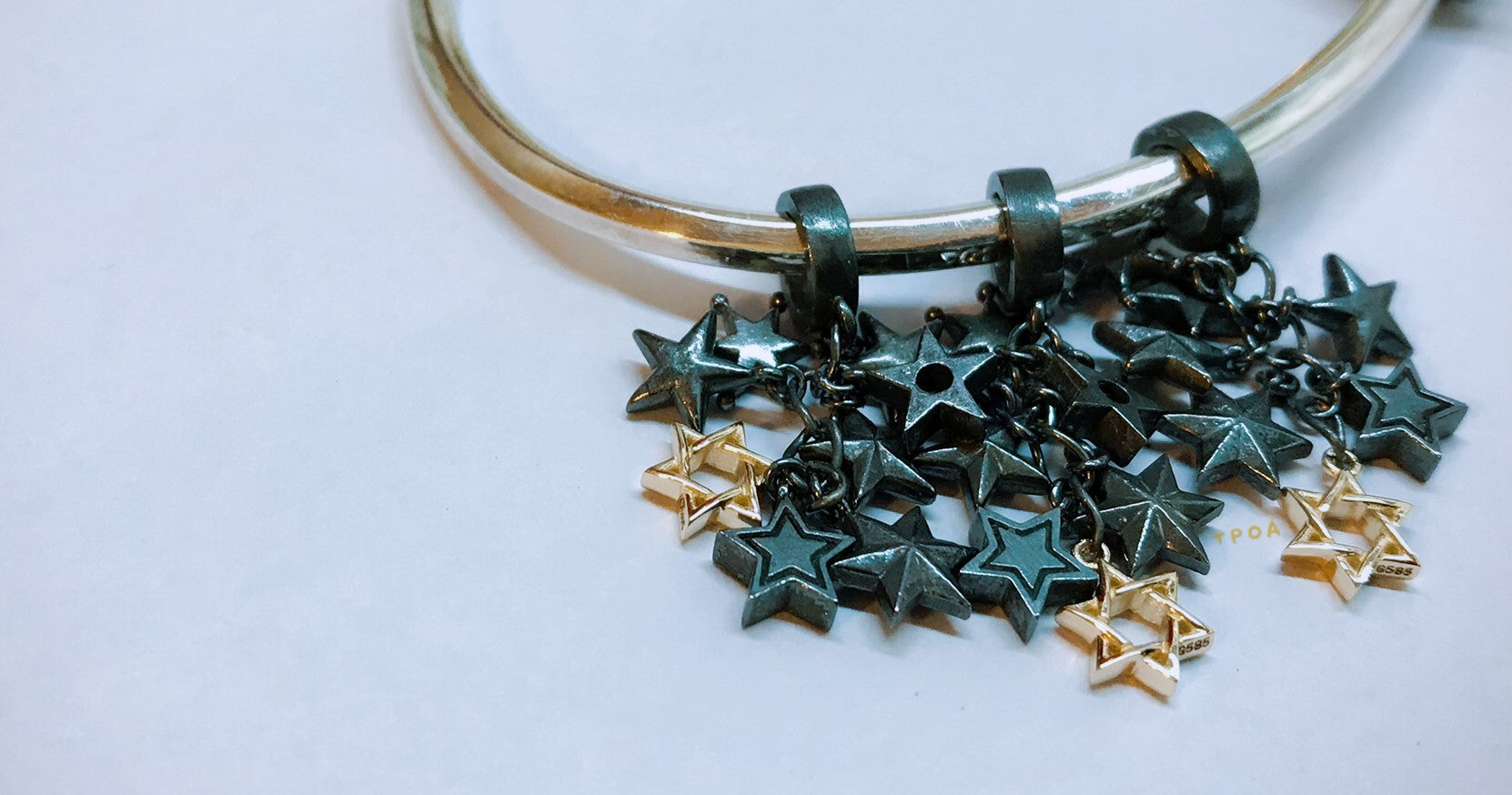 Superimposed Stars Dangle