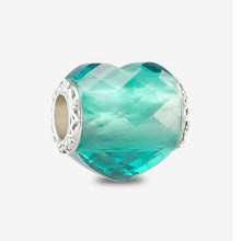 Load image into Gallery viewer, Sweet Pea Heart Charm