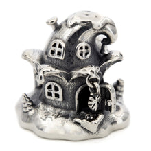 Load image into Gallery viewer, Winter Cottage