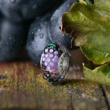 Load image into Gallery viewer, Royal Grapes Golddust