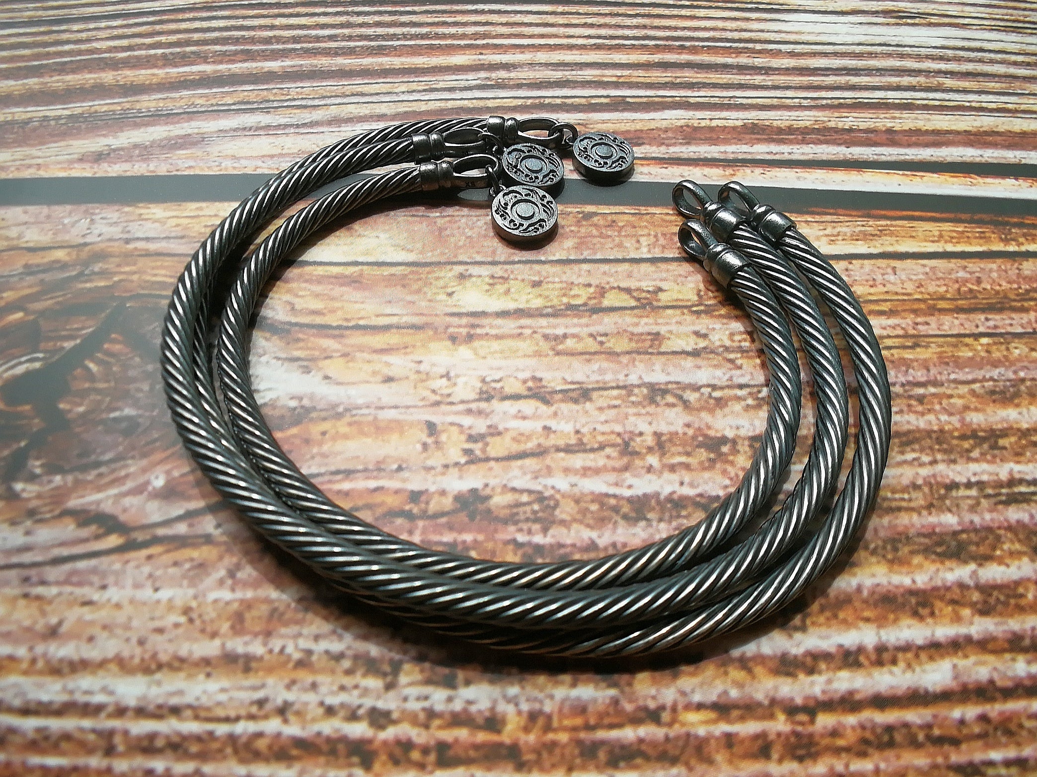 Twisted Alternate Bangle Oxidized