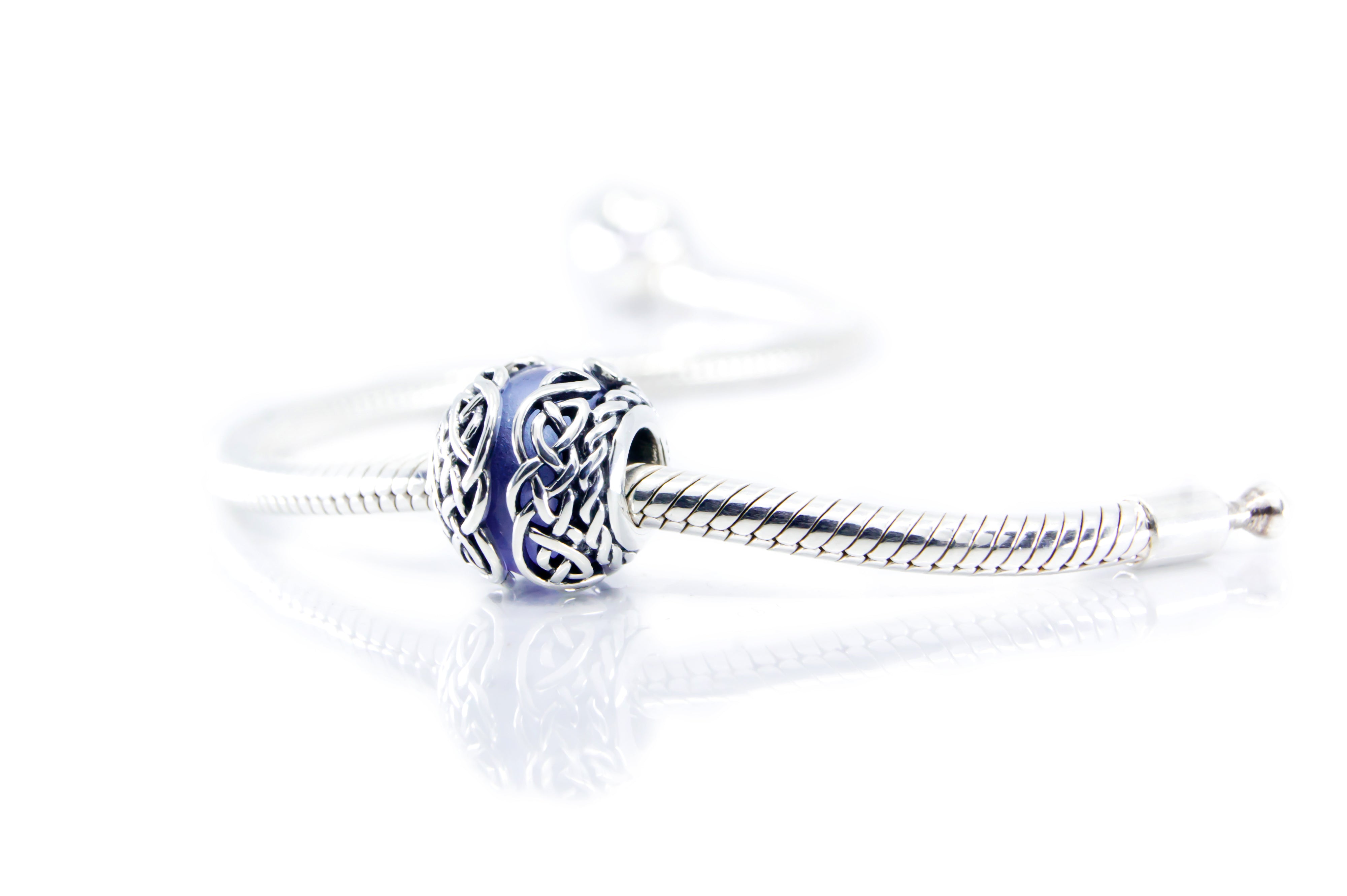 Celtic Mystic Knot – Purple Bead