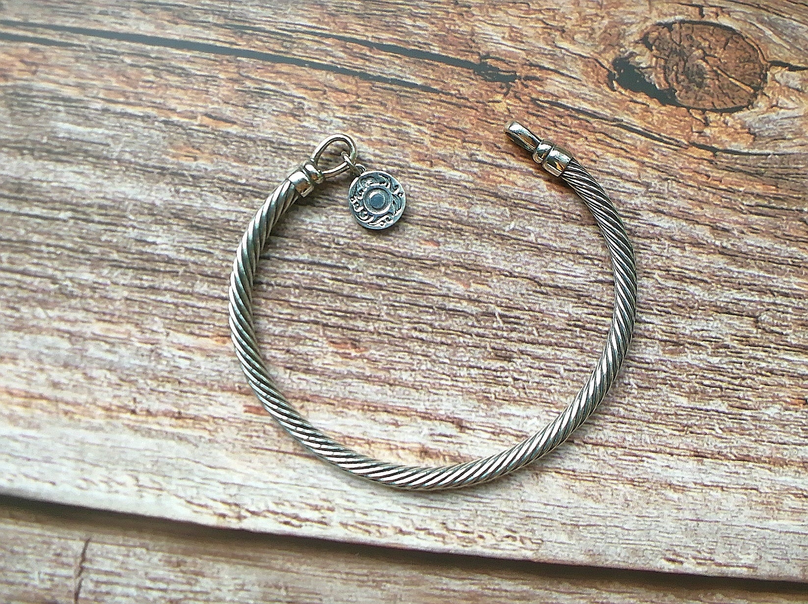 Twisted Alternate Bangle
