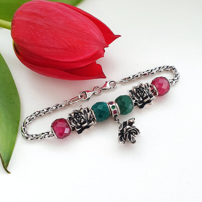 Fuchsia Flower Design