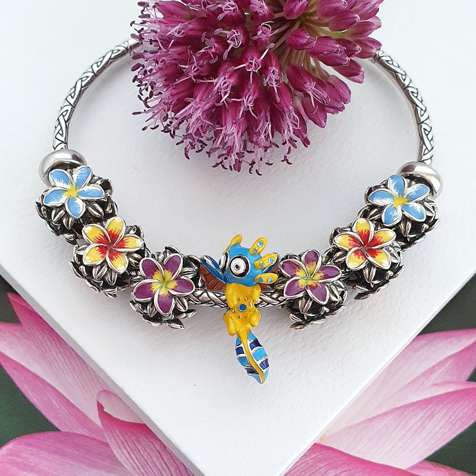 Happy Frangipani Design