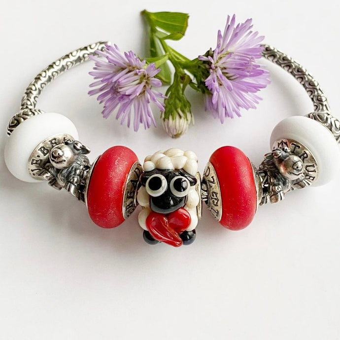 Lovely Sheep Design