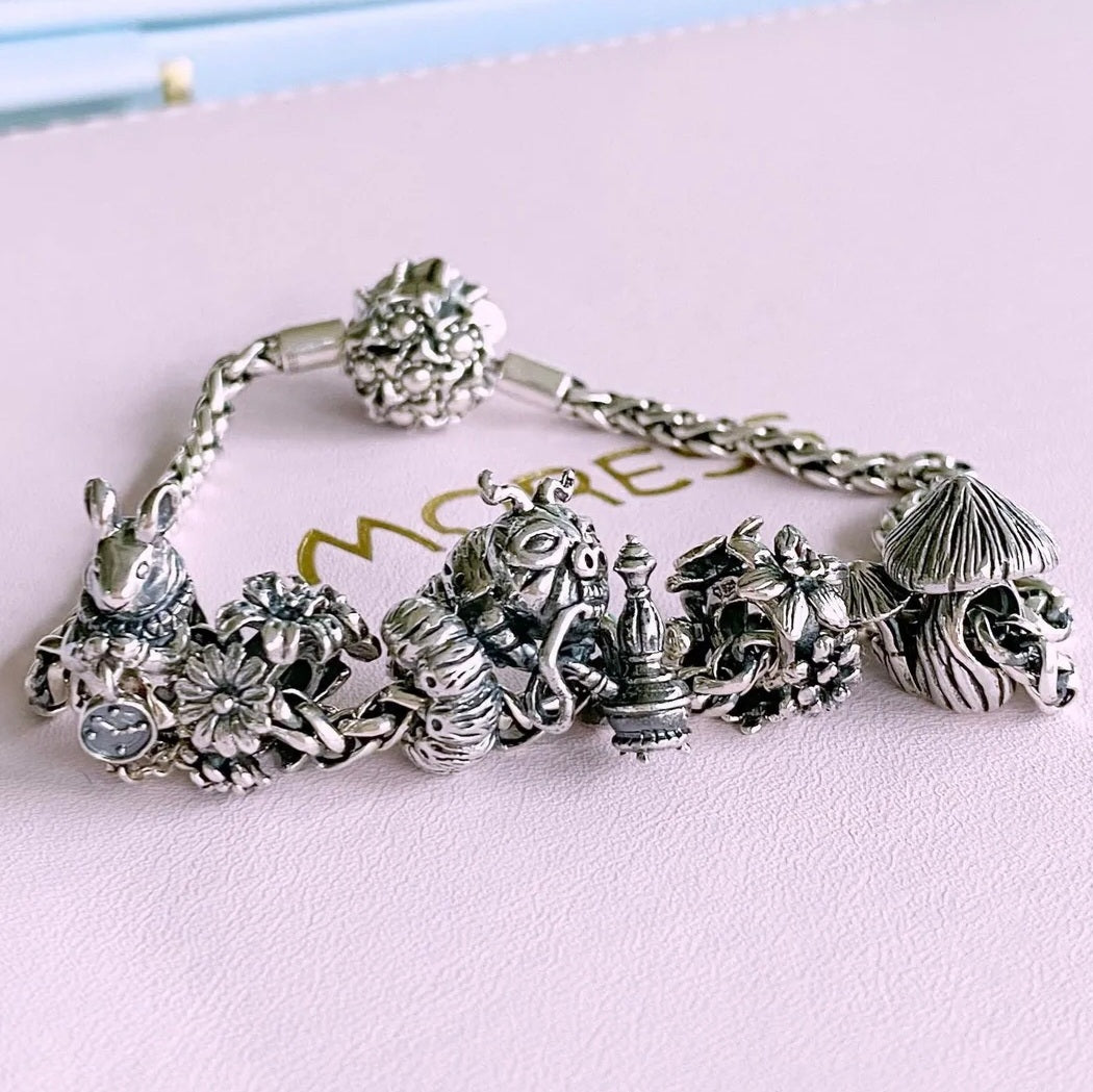 Alice in Wonderland Design