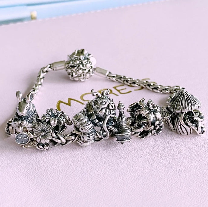 Alice in Wonderland Design