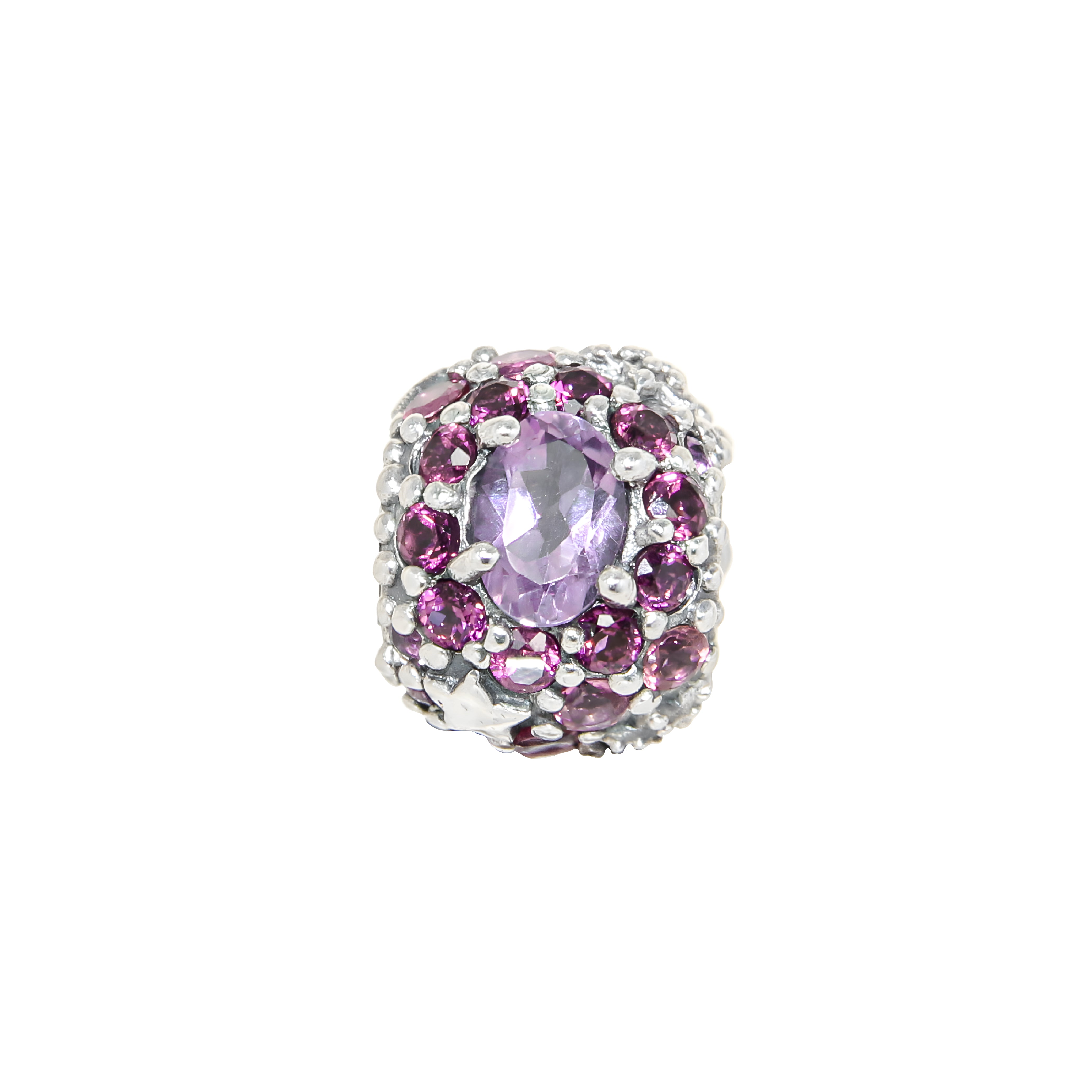 Lili Tae Pave: USA exclusive