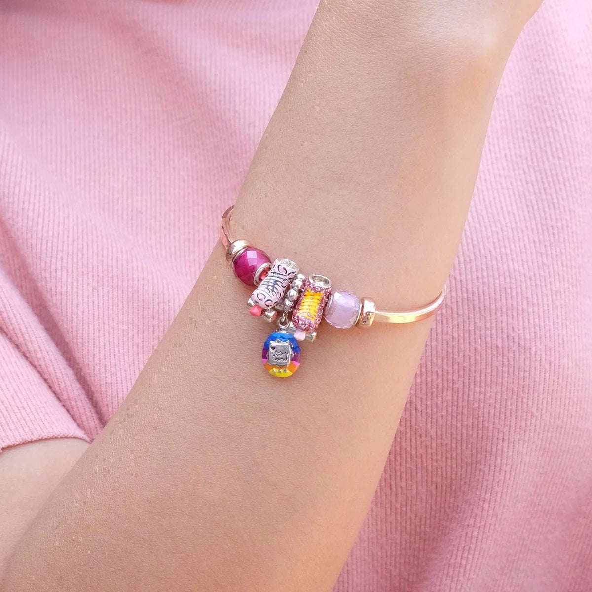 Glitter Pink Roller Skate Bead