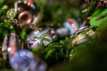 Load image into Gallery viewer, Moss Flower - Preorder
