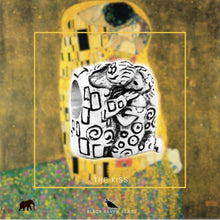 Load image into Gallery viewer, Klimt The Kiss
