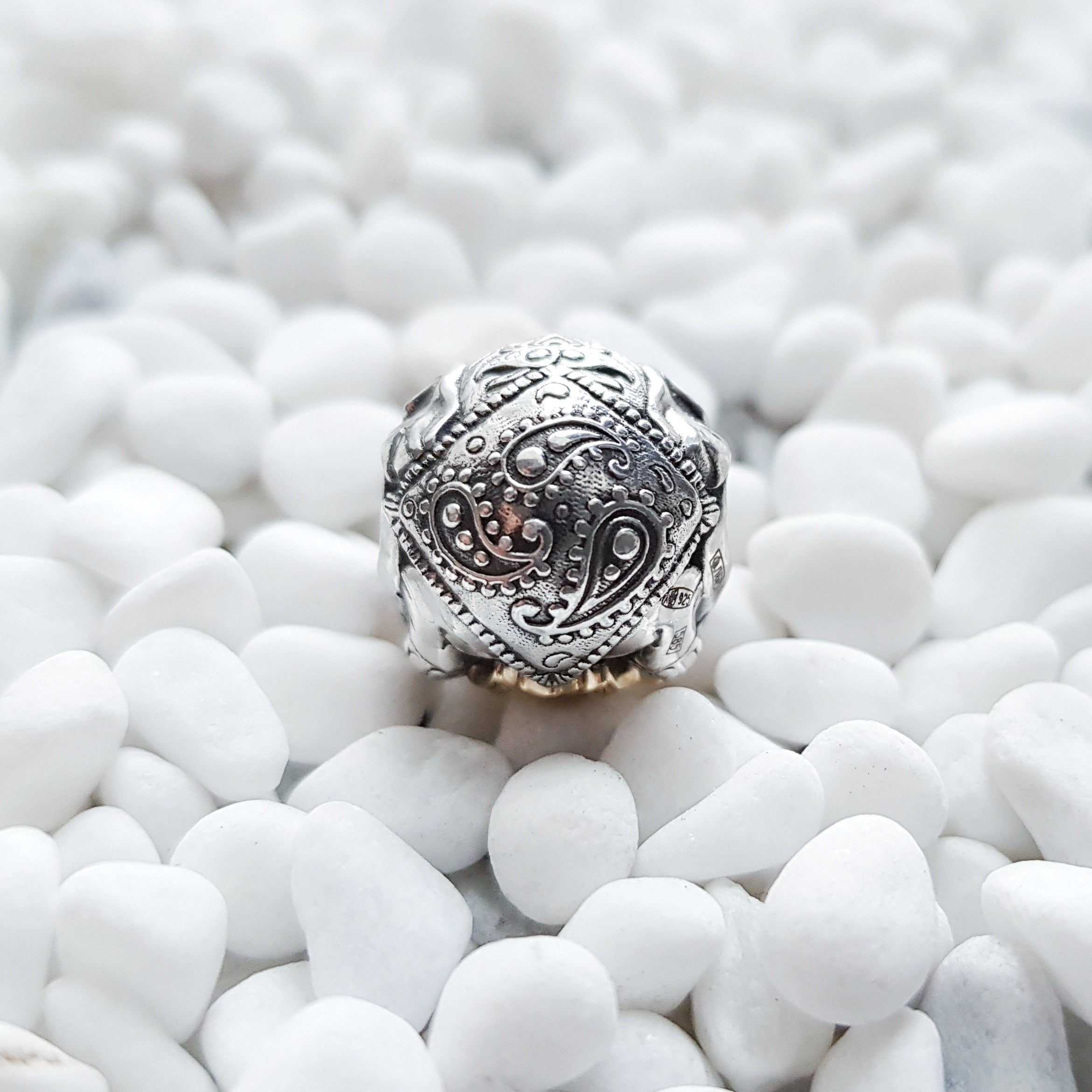 Sacred Elephant Bicolor Brilliants