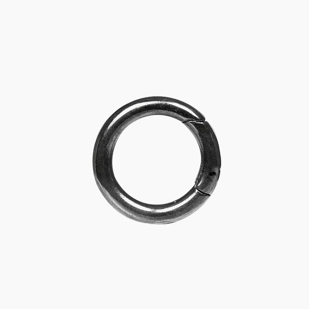 Play Basic (Black)