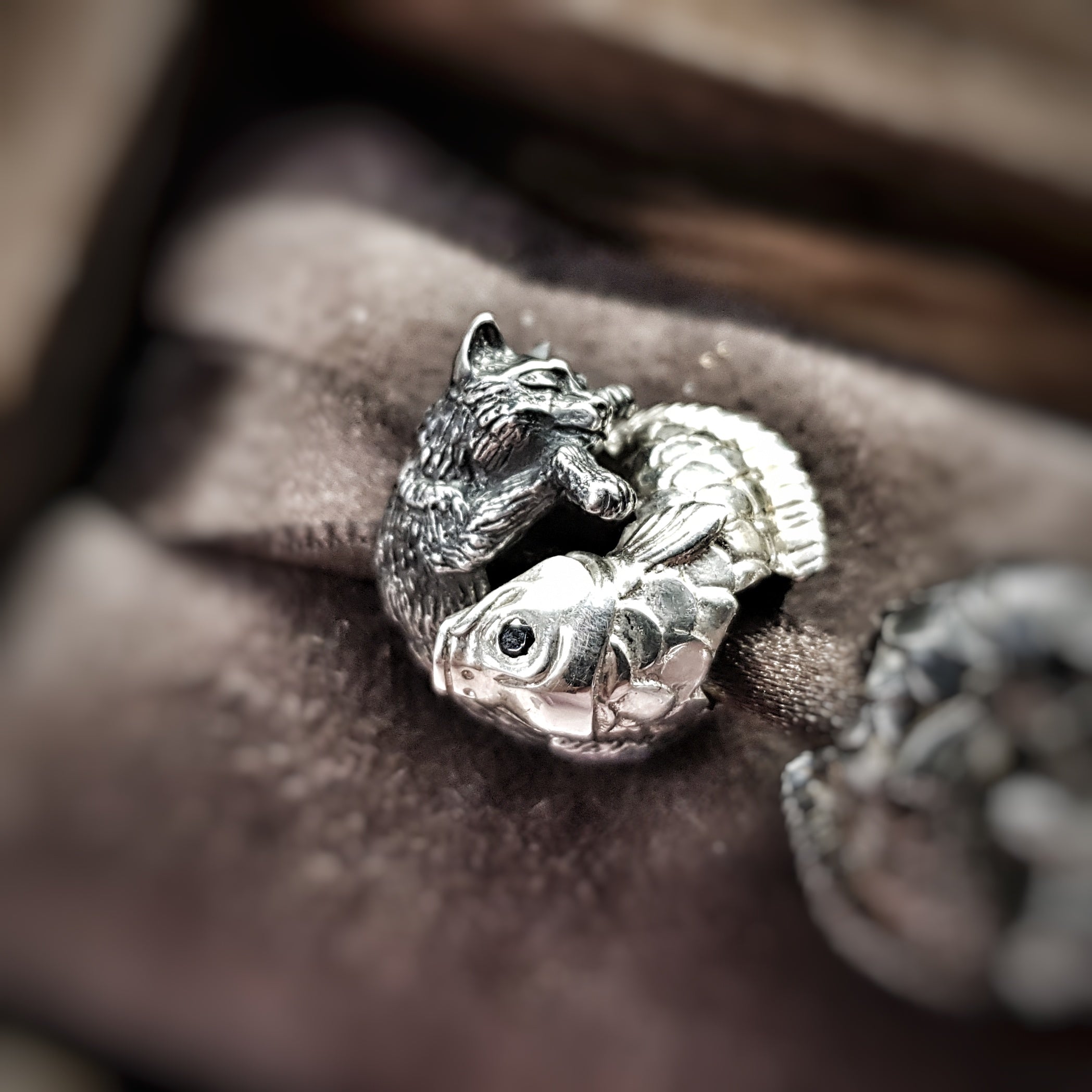 Double bead "Moon cats"