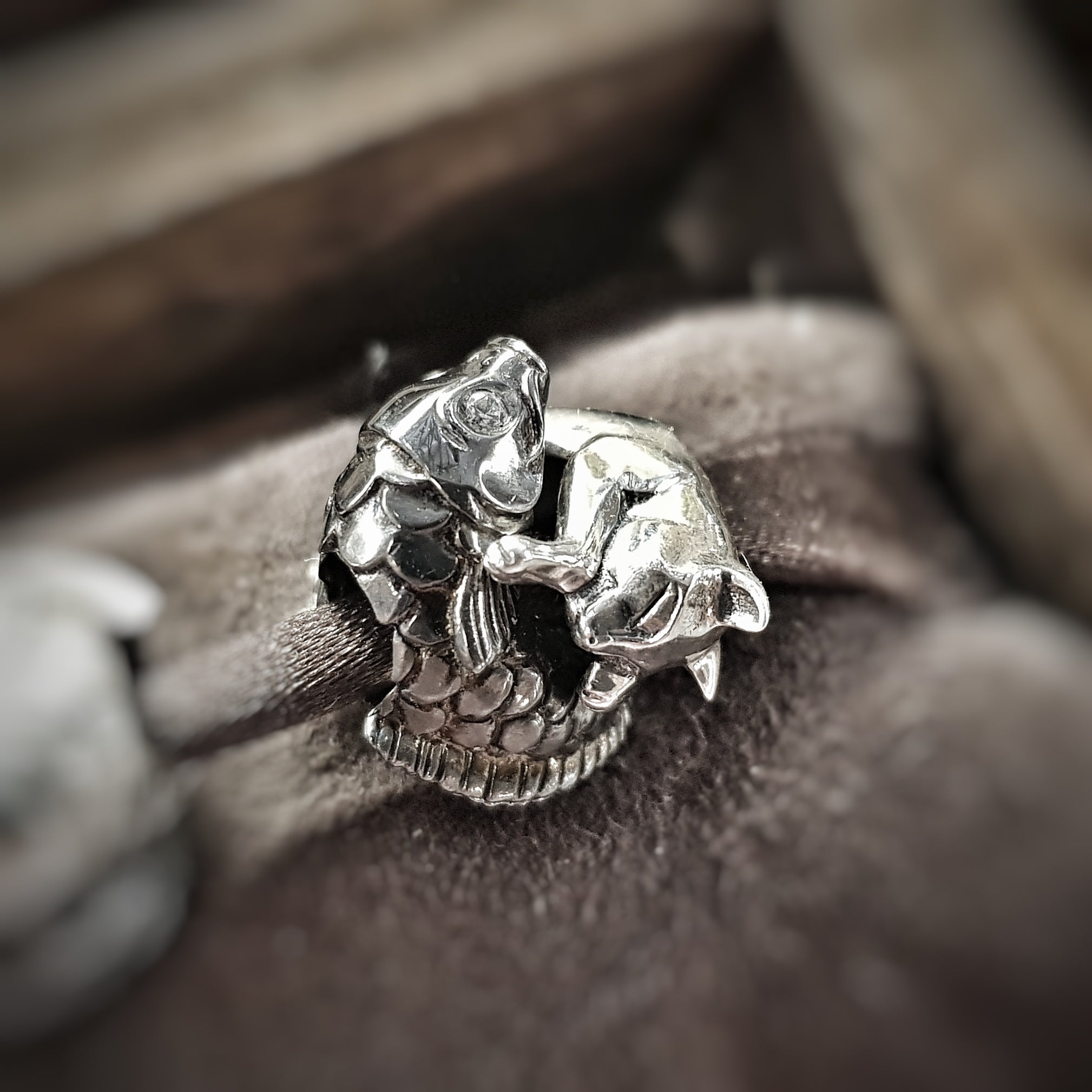 Double bead "Moon cats"