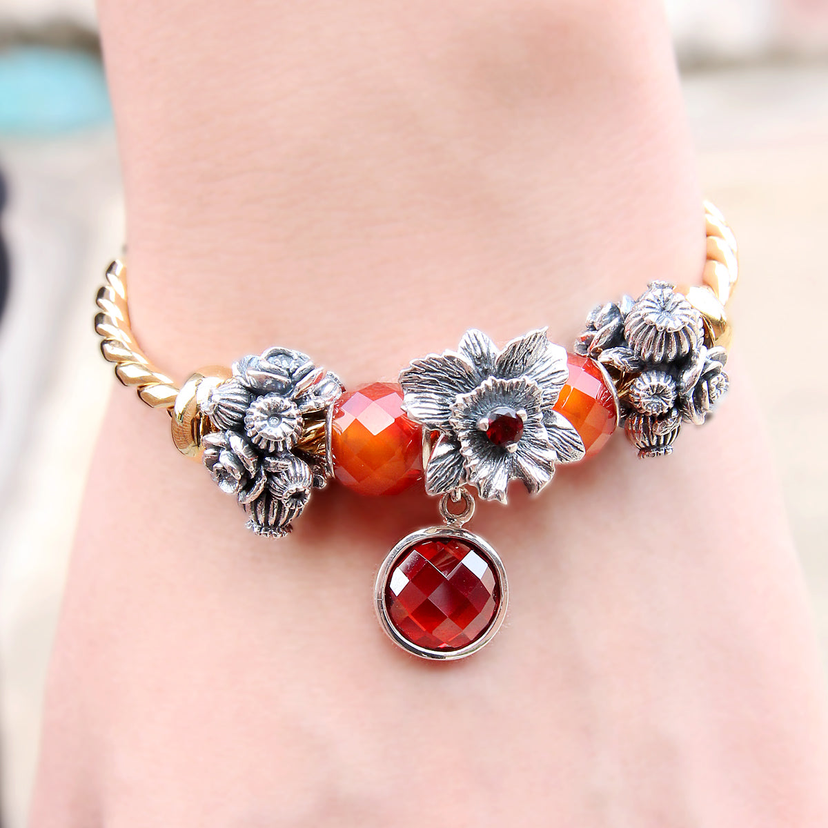 Garnet Orchid Stopper