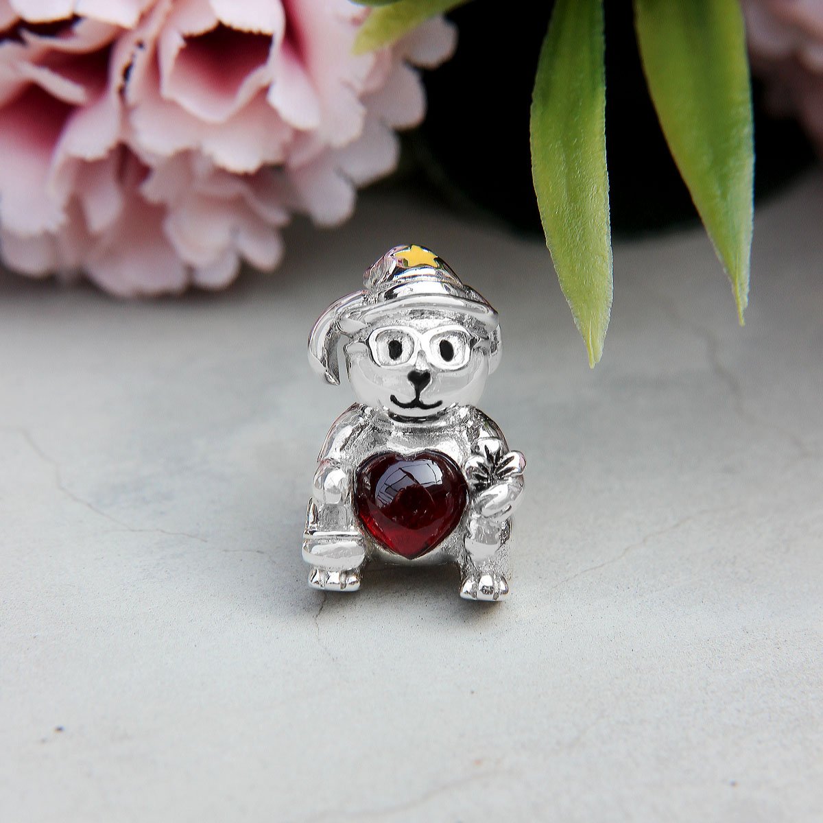 Magic Bunny Red Garnet