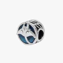 Load image into Gallery viewer, Manta Trio Bead
